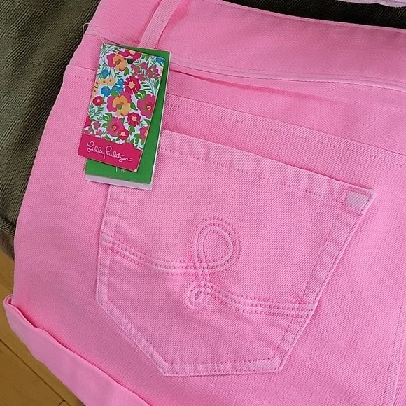 Lilly Pulitzer Clifton Short - Picture 5 of 9